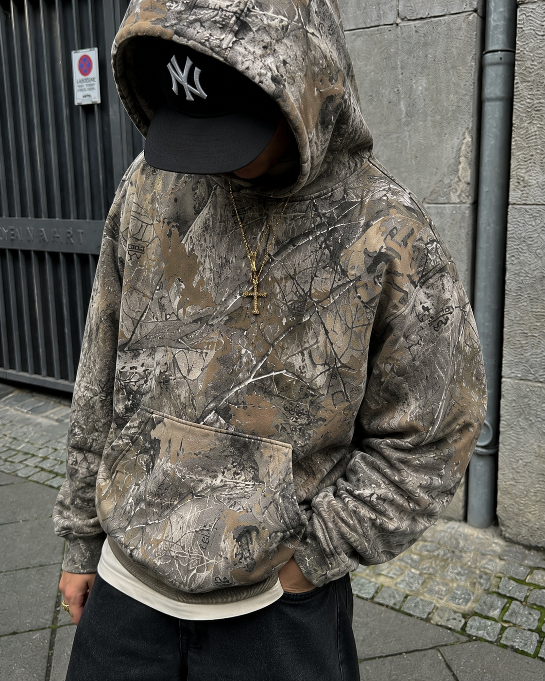 Hoodie camouflage detail capuche poche Y2K