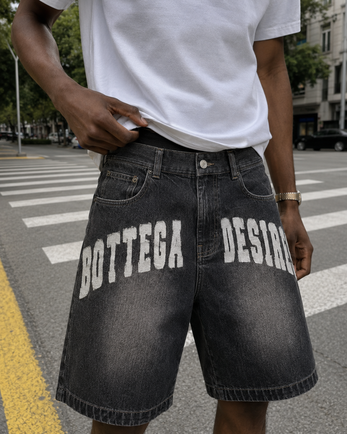 Bottega Desires sorte shorts båret detalje talje og lommer