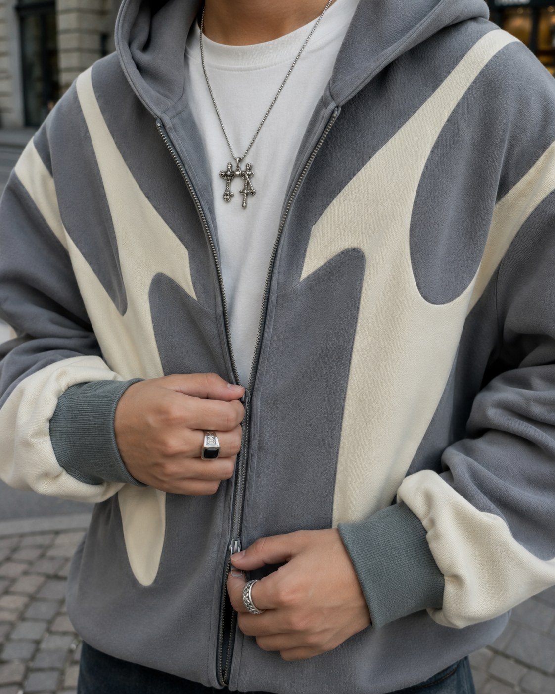 Grey Y2K zip up hoodie detail of the zip and cream panels