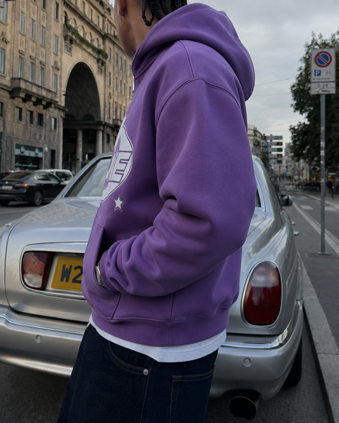 Full Zip 4Tune violet porté vue côté coupe oversize