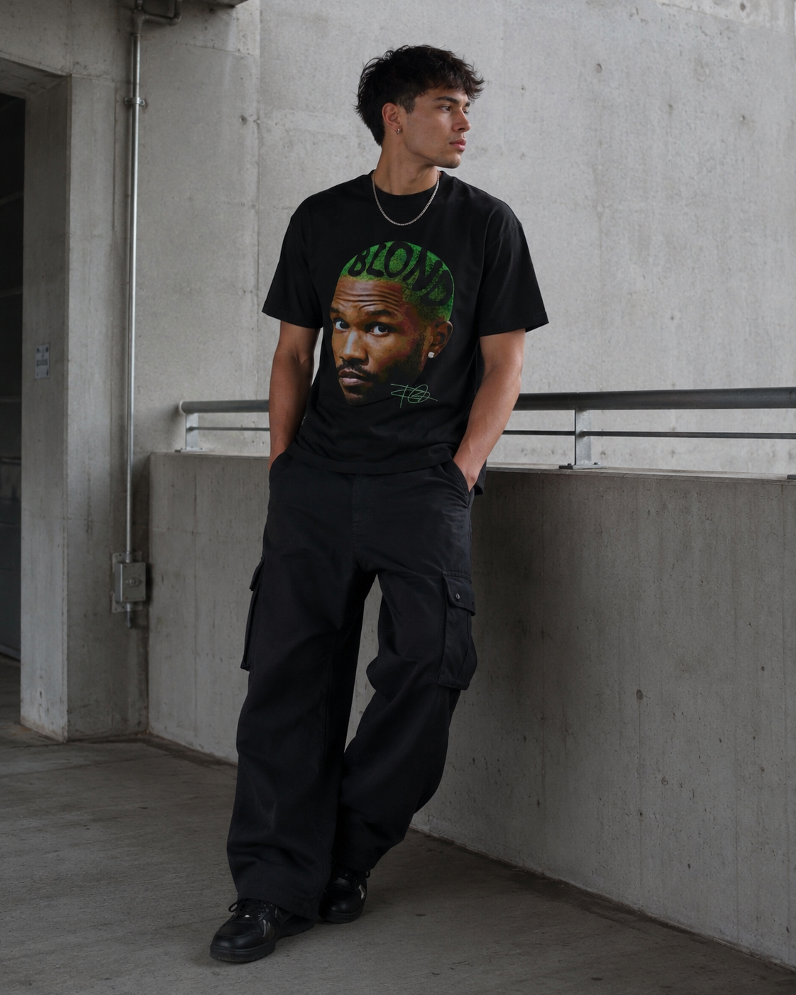 T-shirt Y2K Crazy Ocean Black - look full worn