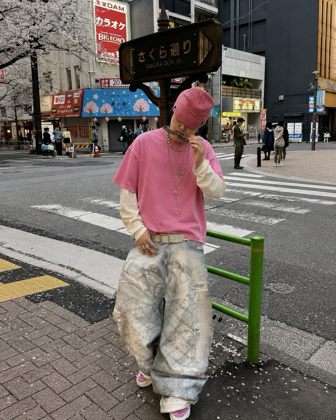 T-shirt Y2K Washed Axen Pink - worn Tokyo