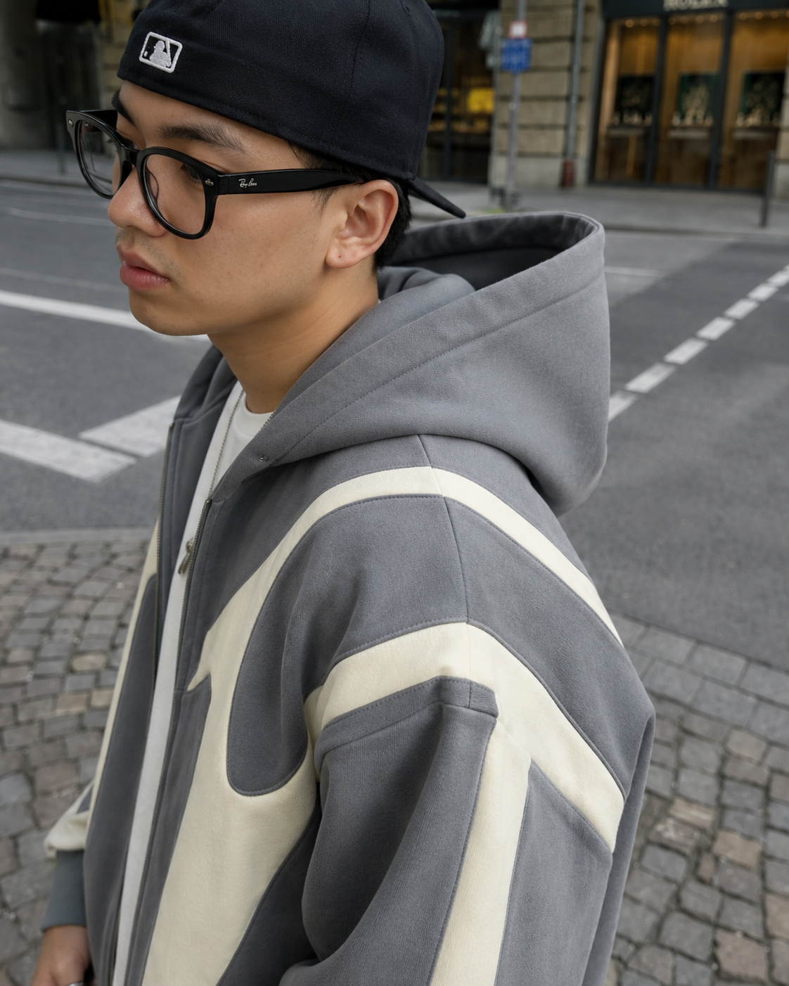 Grey Y2K zip up hoodie detail of the hood and shoulder